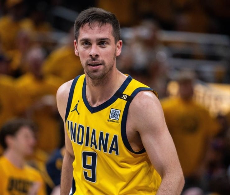 Pacers, T.J. McConnell Agree to Four-Year, $45M Extension